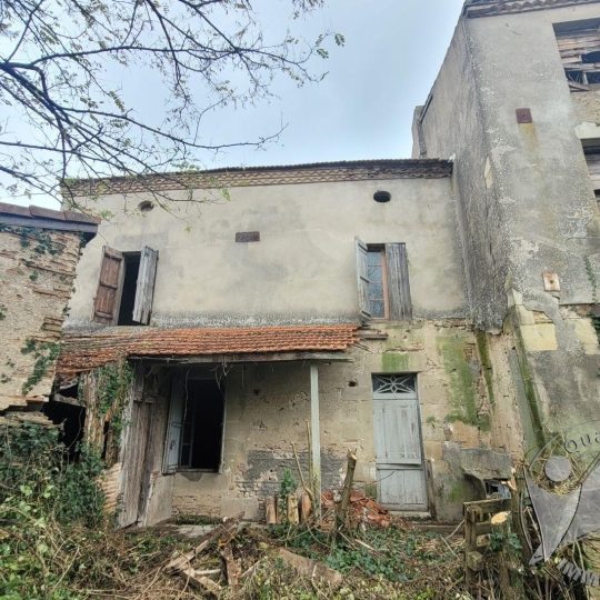  L`AUTRE AGENCE : Maison / Villa | GRATELOUP-SAINT-GAYRAND (47400) | 250 m2 | 65 000 € 