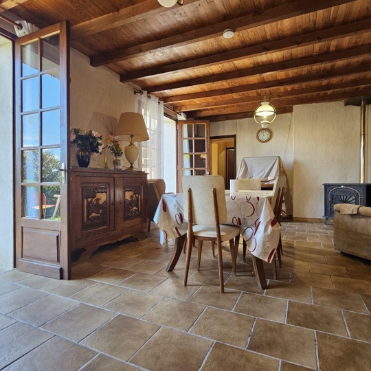  L`AUTRE AGENCE : Maison / Villa | SAINT-SARDOS (47360) | 300 m2 | 77 000 € 