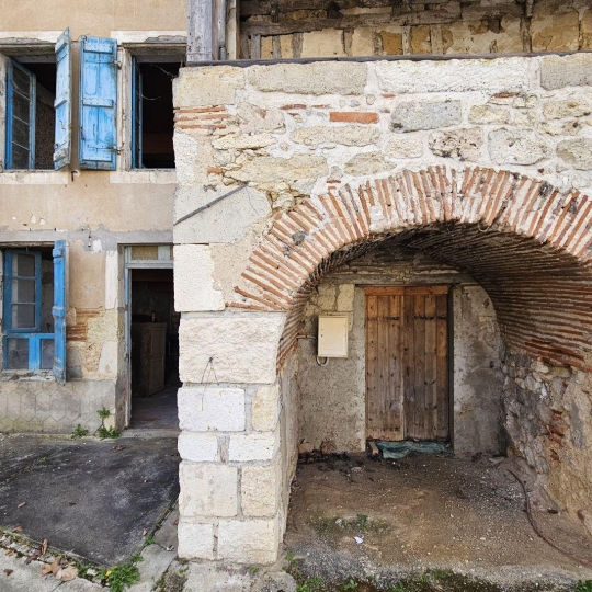  L`AUTRE AGENCE : Maison / Villa | SAINT-SARDOS (47360) | 300 m2 | 77 000 € 