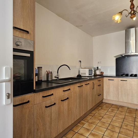  L`AUTRE AGENCE : House | SAINTE-LIVRADE-SUR-LOT (47110) | 141 m2 | 79 000 € 