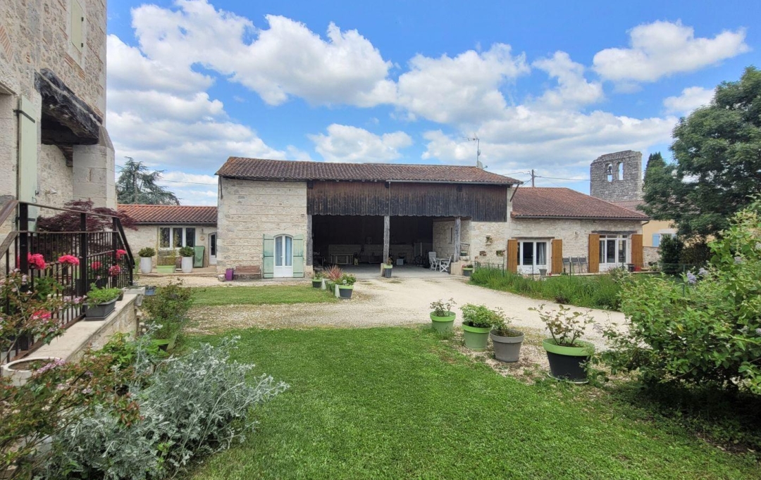 L`AUTRE AGENCE : Domaines / Propriétés | BOURRAN (47320) | 500 m2 | 630 000 € 