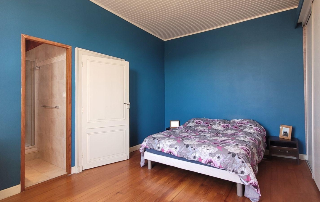 L`AUTRE AGENCE : House | TONNEINS (47400) | 190 m2 | 220 000 € 