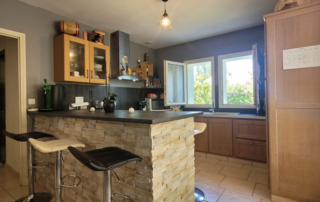 L`AUTRE AGENCE : House | TONNEINS (47400) | 190 m2 | 220 000 € 