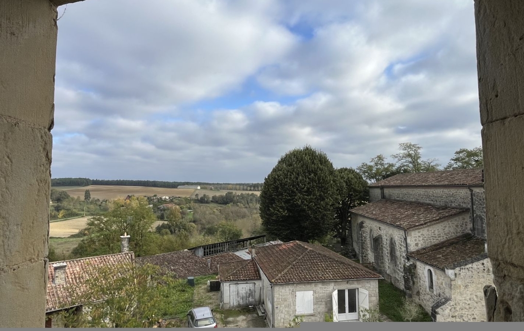 L`AUTRE AGENCE : Maison / Villa | VERTEUIL-D'AGENAIS (47260) | 200 m2 | 49 000 € 