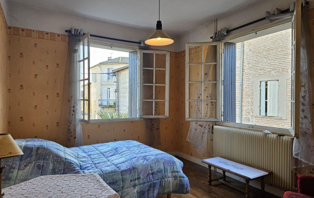 L`AUTRE AGENCE : Maison / Villa | CLAIRAC (47320) | 160 m2 | 98 000 € 