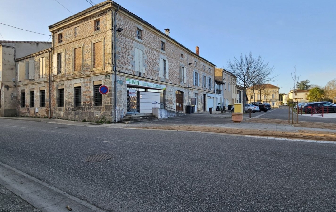 L`AUTRE AGENCE : Immeuble | CLAIRAC (47320) | 334 m2 | 251 000 € 