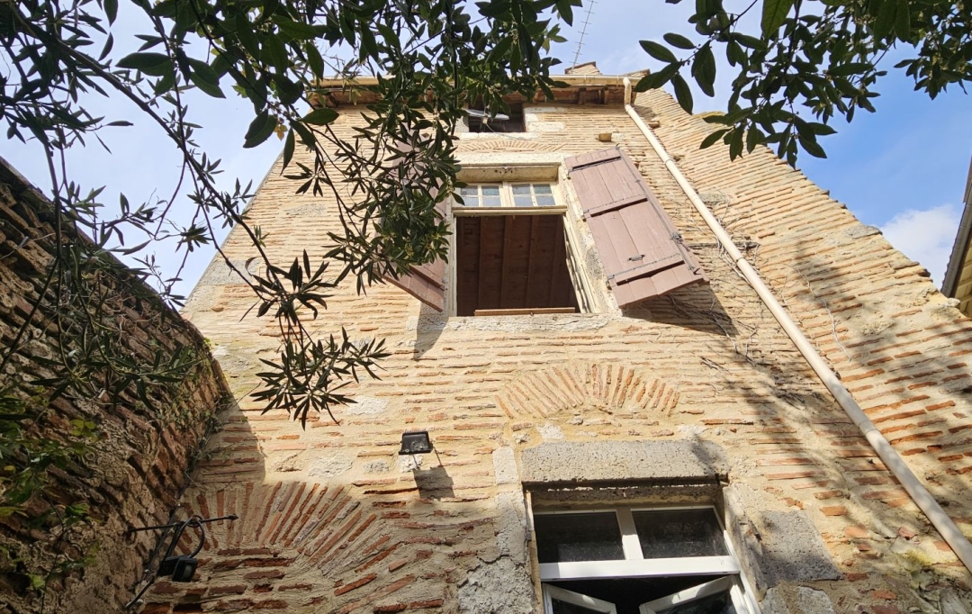 L`AUTRE AGENCE : Maison / Villa | CLAIRAC (47320) | 151 m2 | 92 000 € 