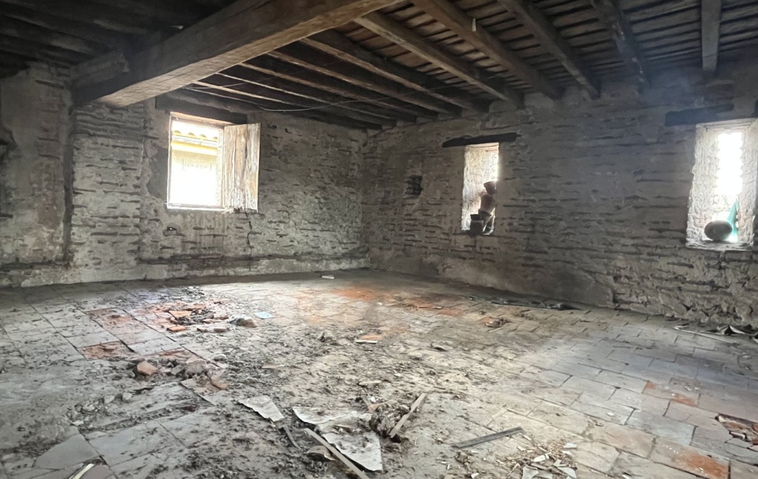 L`AUTRE AGENCE : Maison / Villa | CLAIRAC (47320) | 320 m2 | 71 000 € 