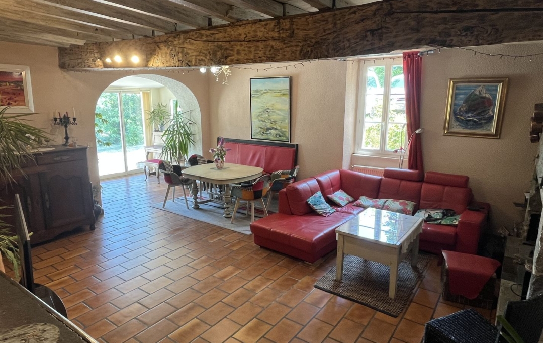 L`AUTRE AGENCE : House | AIGUILLON (47190) | 156 m2 | 315 000 € 
