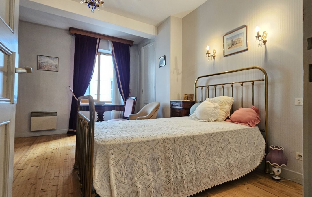 L`AUTRE AGENCE : Maison / Villa | CLAIRAC (47320) | 175 m2 | 87 000 € 