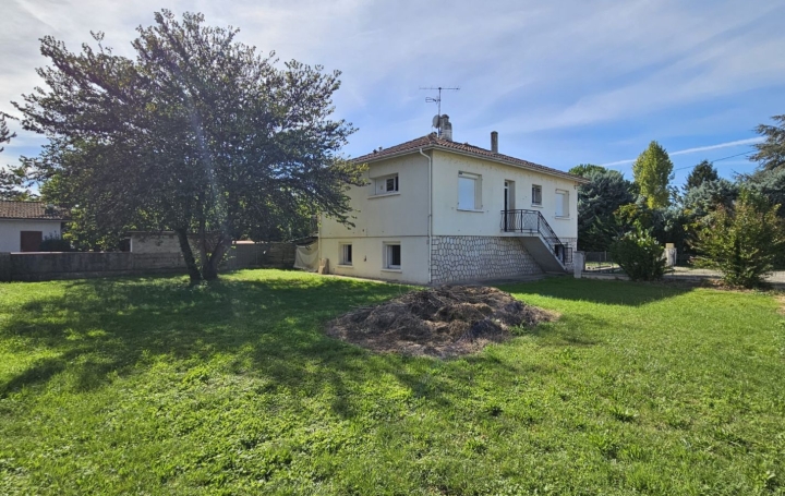 Maison AIGUILLON 119 m2 119 000 € Maison AIGUILLON 119 m2 119 000 €