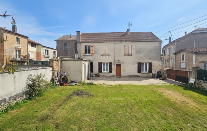  L`AUTRE AGENCE Building | SAINTE-LIVRADE-SUR-LOT (47110) | 160 m2 | 118 000 € 